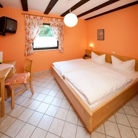 فندق Sugenheimفي  Gasthaus Zur Wolfsschlucht المظهر الخارجي الصورة